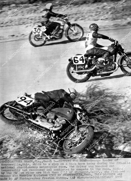crp-09081 1958 motorcycle racing George Roeder takes a spill Daytona B ...
