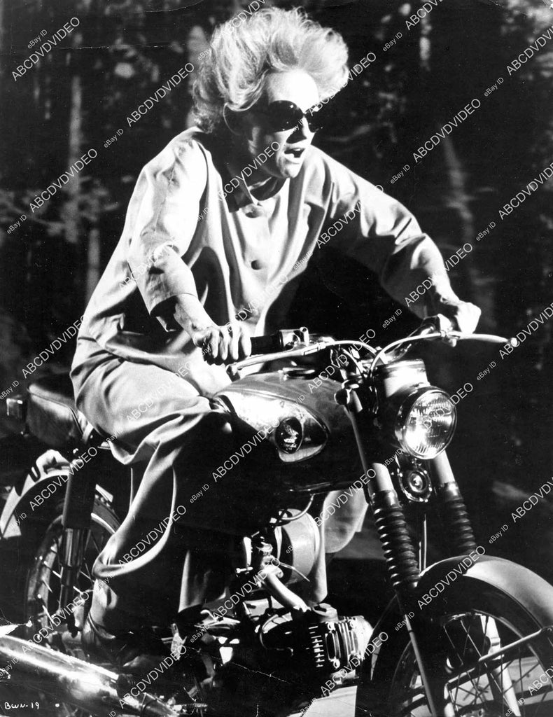 crp-09086 1966 Phyllis Diller on motorcycle film Boy, Did I Get a Wron –  ABCDVDVIDEO