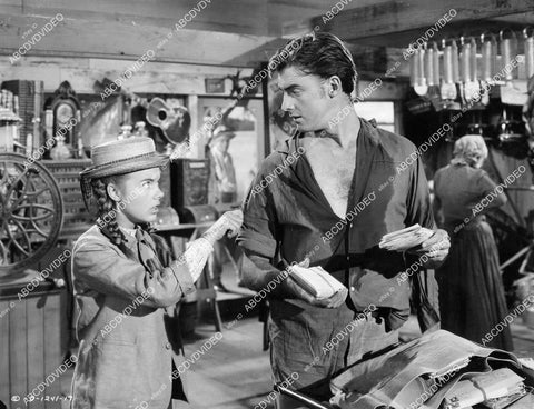 crp-09207 1951 Terry Moore, Jerome Courtland film The Barefoot Mailman crp-09207