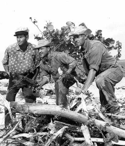 crp-09242 1951 bad guys armed with clubs film The Barefoot Mailman crp-09242