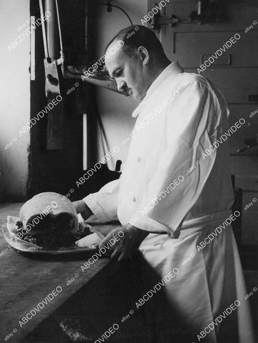 crp-00934 1931 chef Henri Basetti Los Angeles Ambassador Hotel gets Albert Einstein special mutton meal air mail crp-00934
