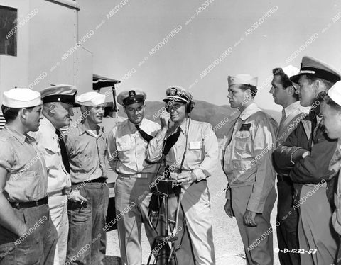 crp-09399 1950 Glenn Ford, Joe Sawyer & crew give launch command film The Flying Missile crp-09399