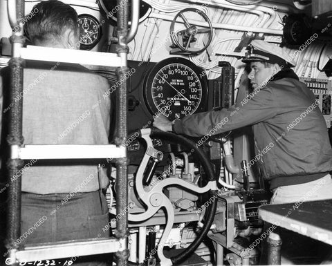 crp-09415 1950 Glenn Ford at submarine controls film The Flying Missile crp-09415