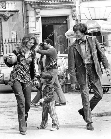 crp-09487 1973 Lindsay Wagner, Peter Fonda, Brian Lima film Two People crp-09487