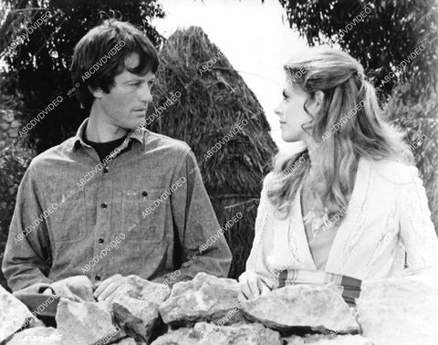 crp-09522 1973 Lindsay Wagner, Peter Fonda film Two People crp-09522