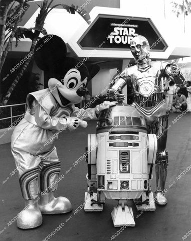 crp-09582 1986 C-3PO, R2-D2 Star Wars Star Tours Disneyland opening w Mickey Mouse crp-09582