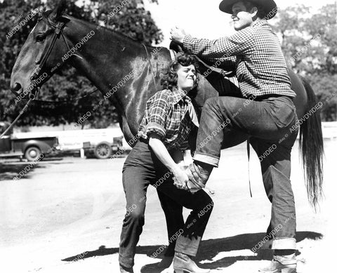 crp-09640 1945 Jeff Donnell, Guinn Big Boy Williams film Song of the Prairie crp-09640