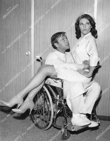 crp-00972 1964 Steve Franken w nurse Linda Kennon (no imdb credit) TV Tom, Dick and Mary crp-00972