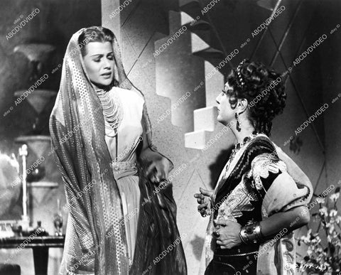 crp-09825 1953 Rita Hayworth, Judith Anderson film Salome crp-09825