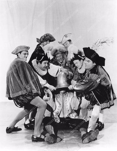Spike Jones and the band doing a comedy skit spijon-17