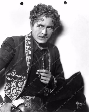 Warner Baxter portrait wbax-28