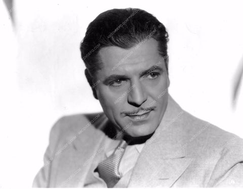 Warner Baxter portrait wbax-29